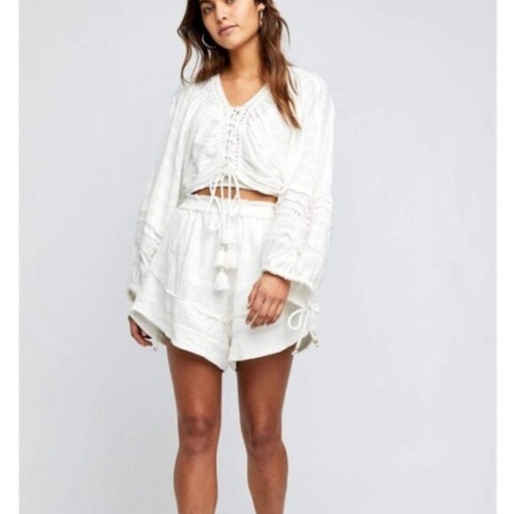 Free People Tops - Free People Paloma Boho Chic Flowy Blouse Top XS White EUC